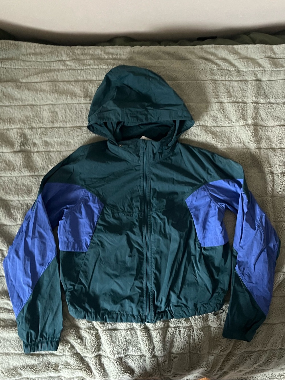 lululemon cropped windbreaker